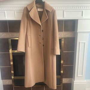 Tory Burch Retail, Tan Coat with Gold Chain Detail